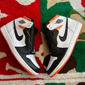 Jordan 1 Electro Orange Size 11 Brand New